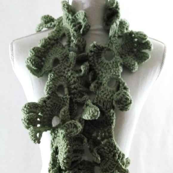 Shell Scarf Lariat Wrap Crochet Handmade - Picture 3 of 3